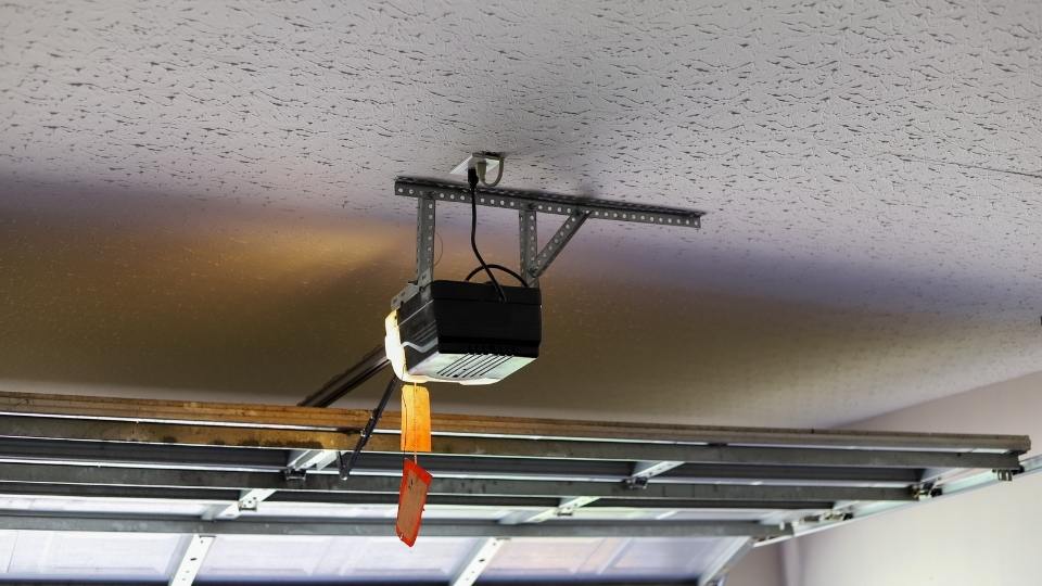 Garage Door Opener Repair Image